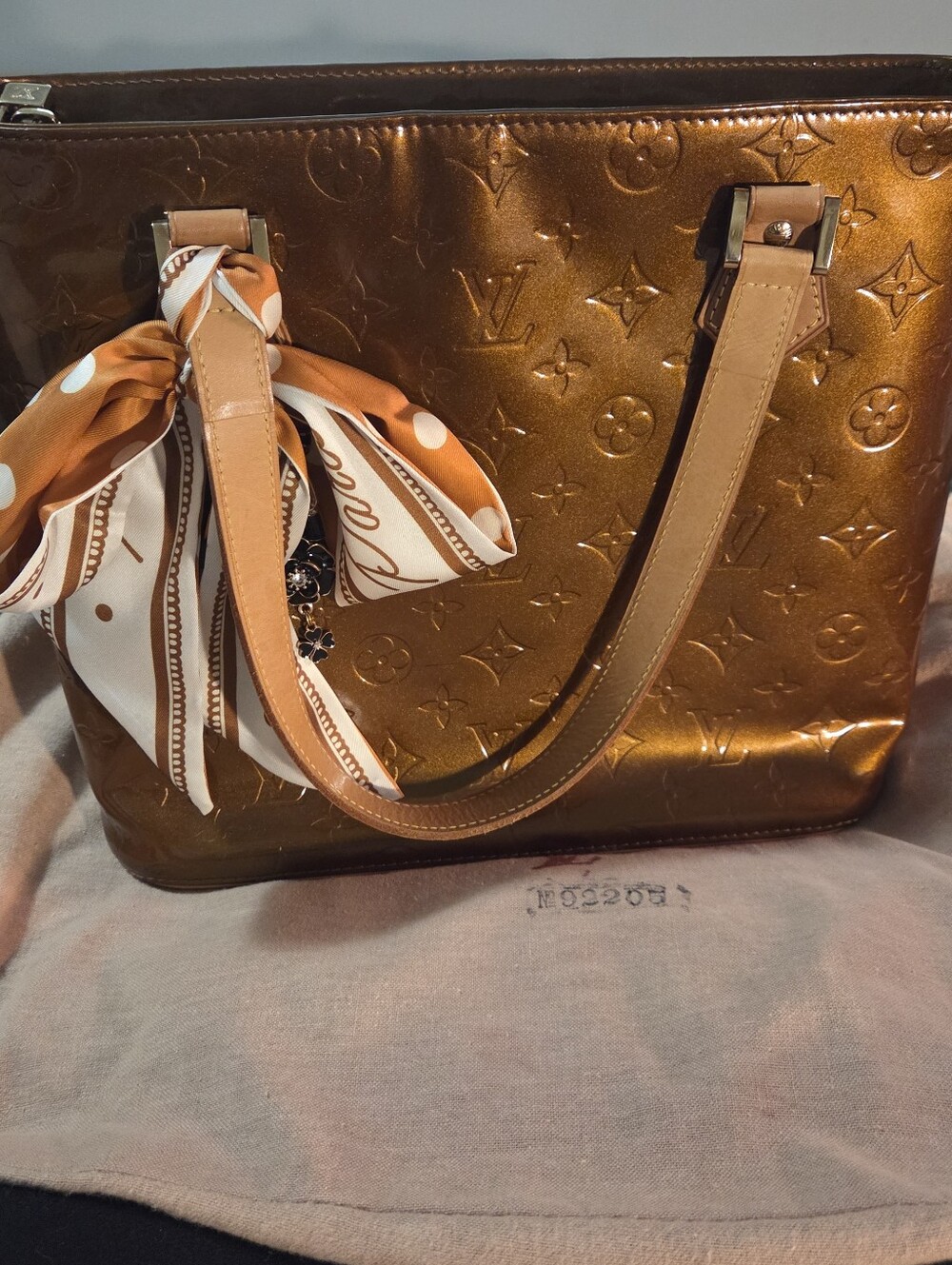 Authentic Louis Vuitton Vernis Houston